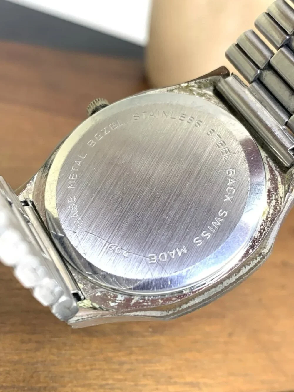 Continental Men's Watch Swiss Quartz Vintage Silver Dial Date Stainless Steel